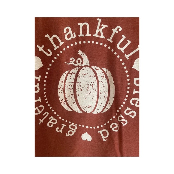Darling Thankful, Grateful, and Blessed Tee - Picture 3 of 9